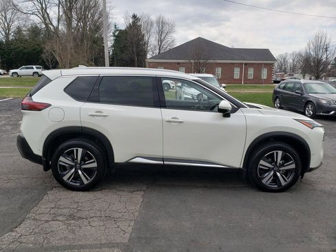 Certified 2023 Nissan Rogue SL w/ SL Premium Package image 11