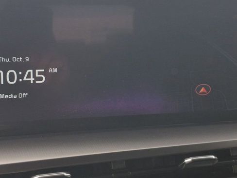 Certified 2025 Kia Telluride S image 24