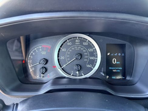 Used 2022 Toyota Corolla LE image 18