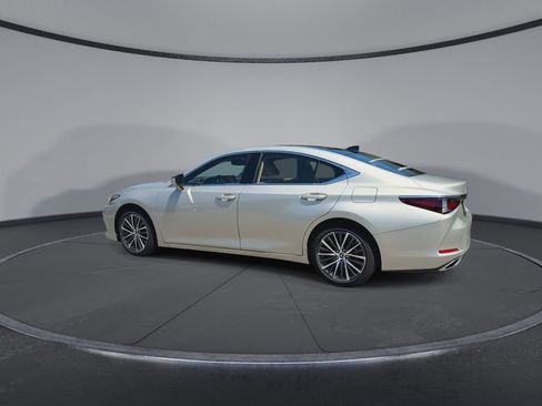 Used 2025 Lexus ES 350 w/ Premium Package FWD image 6