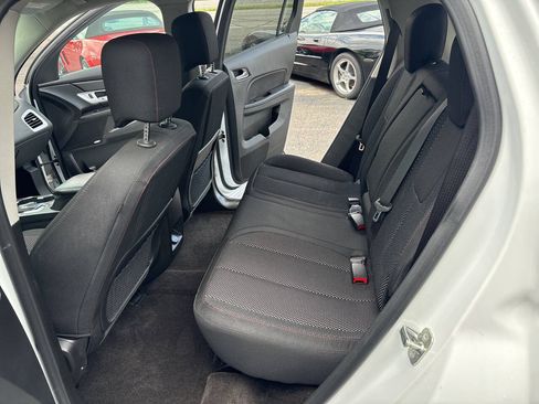 Used 2016 GMC Terrain SLE w/ Technology Package AWD/4WD image 16