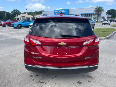 Used 2018 Chevrolet Equinox Premier FWD image 5