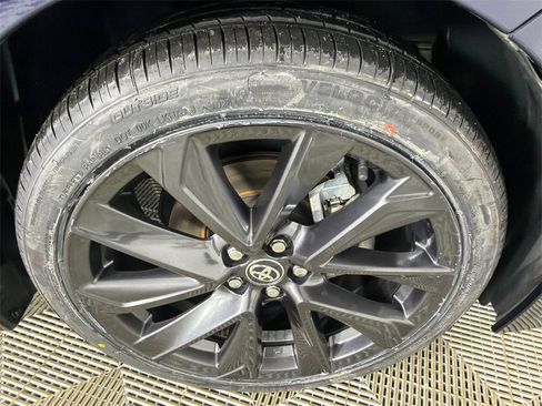 Used 2023 Toyota Corolla SE image 12