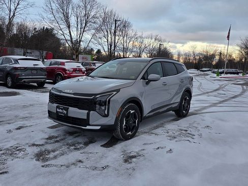 New 2026 Kia Sportage AWD Hybrid image 4