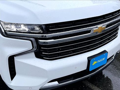 Used 2024 Chevrolet Suburban LT image 33