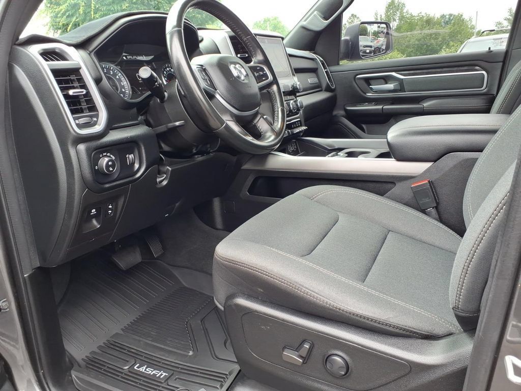 Used 2022 RAM 1500 Big Horn AWD/4WD image 14