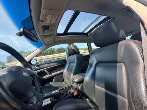 Used 2006 Subaru Outback 2.5i Limited image 17