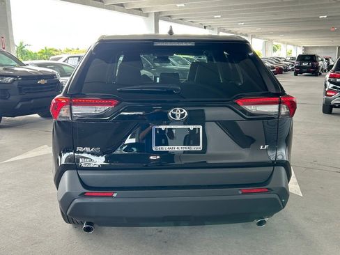 Used 2025 Toyota RAV4 LE image 6