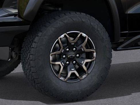 New 2026 Chevrolet Colorado ZR2 w/ Technology Package image 9