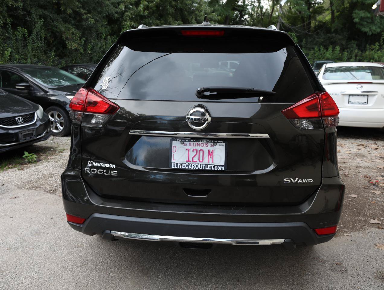 Used 2017 Nissan Rogue SV w/ SV Premium Package AWD/4WD image 7