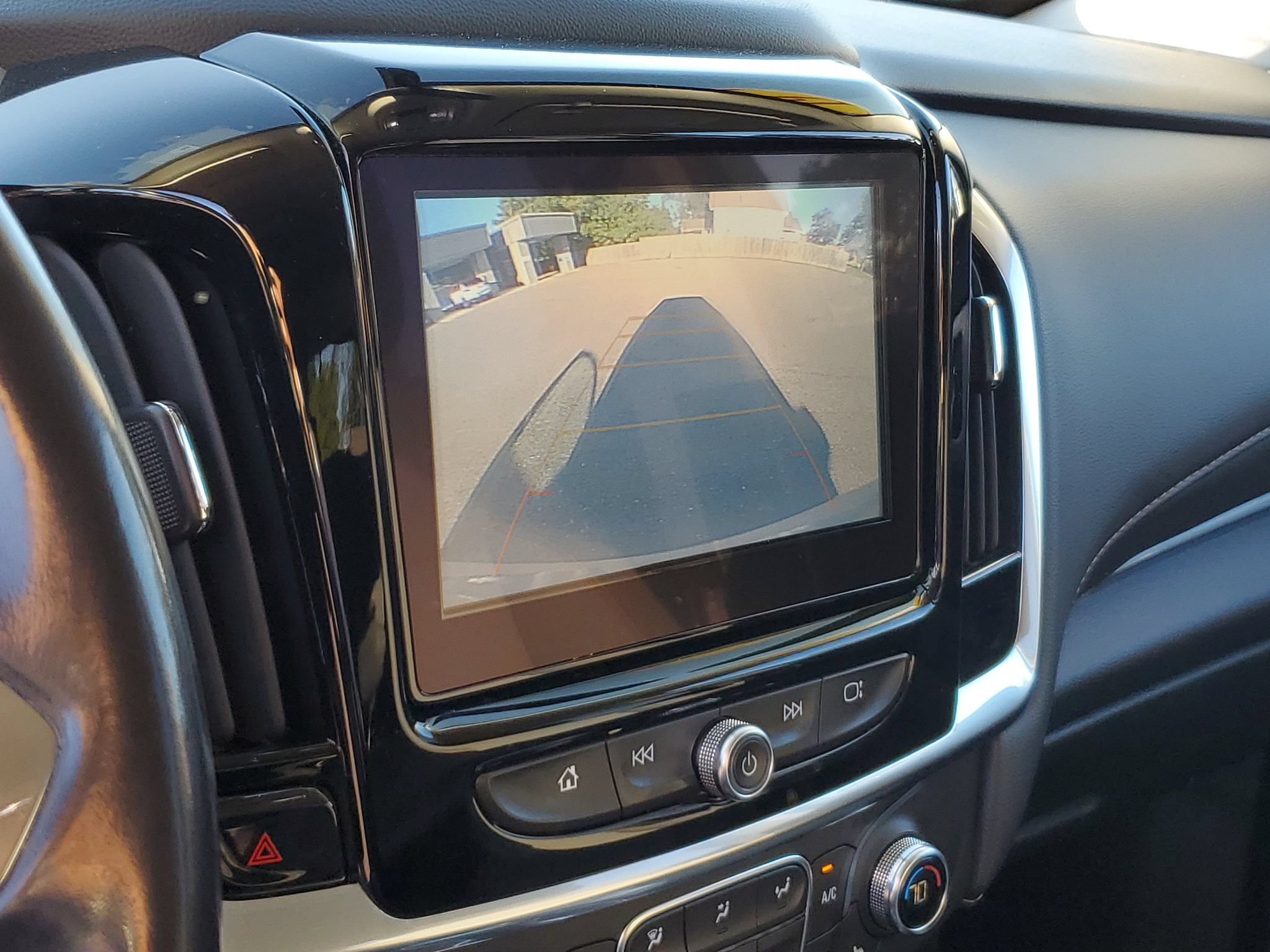 Used 2019 Chevrolet Traverse LT AWD/4WD image 24