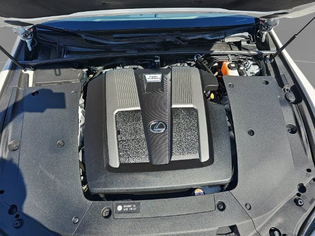 Used 2020 Lexus LS 500 w/ Interior Upgrade Package RWD image 35