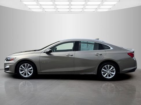 Used 2024 Chevrolet Malibu LT FWD image 2