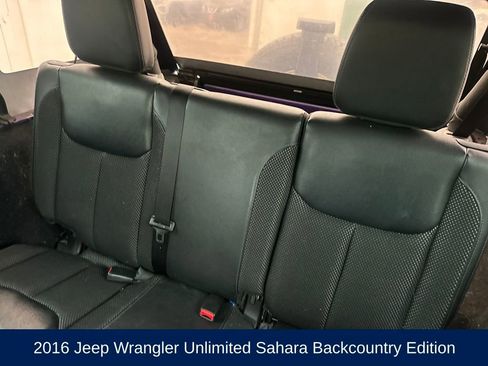 Used 2016 Jeep Wrangler Unlimited Sahara image 3