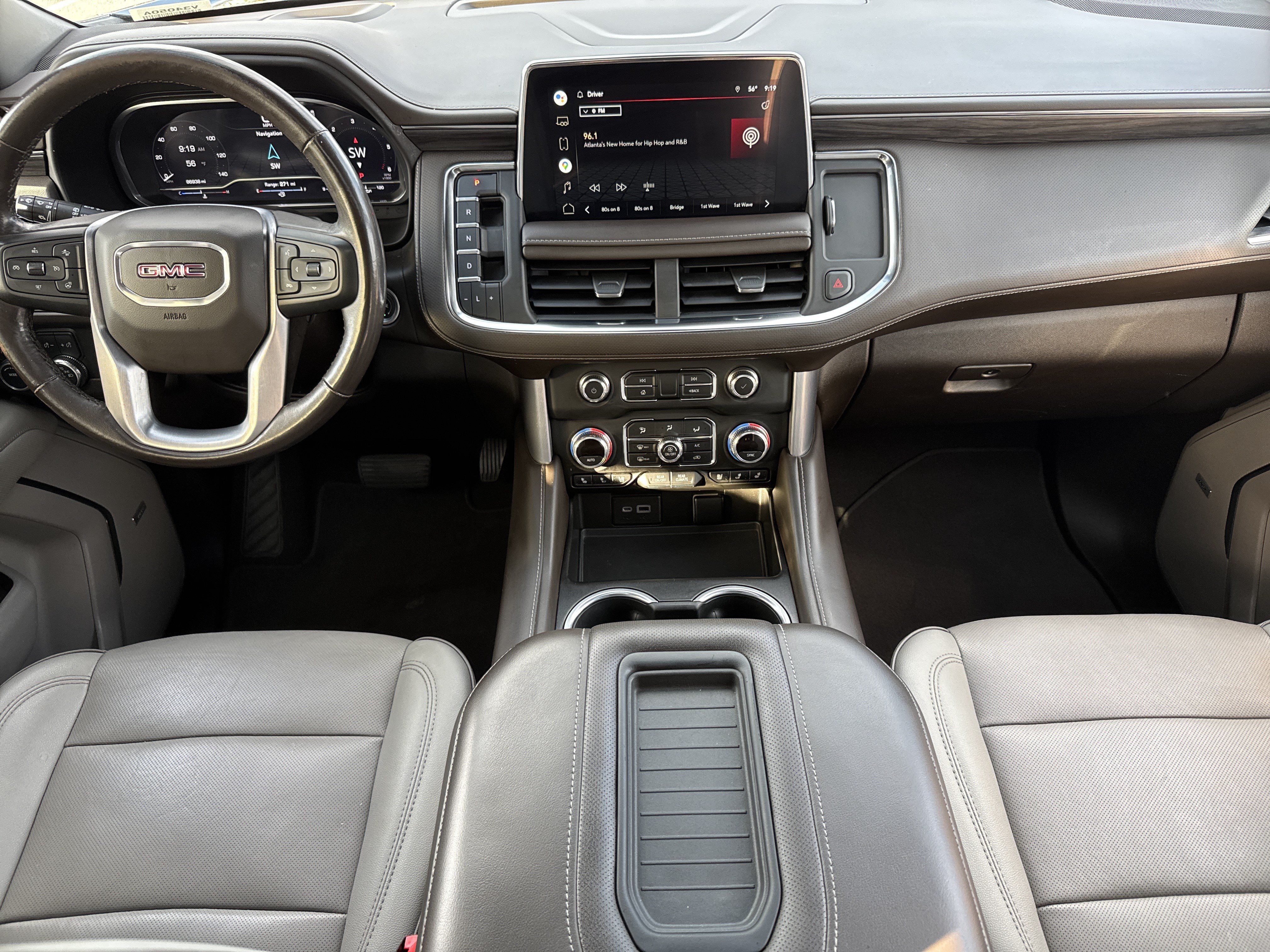 Used 2022 GMC Yukon SLT w/ SLT Premium Package AWD/4WD image 28