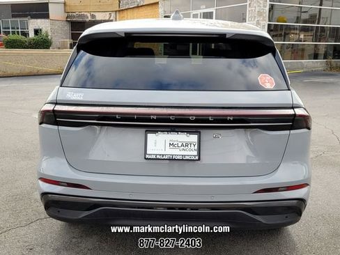 New 2026 Lincoln Nautilus Premier w/ Jet Appearance Package image 9