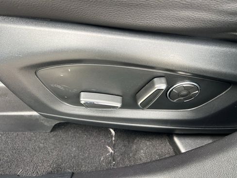 Used 2020 Ford Explorer ST w/ ST Street Pack image 26