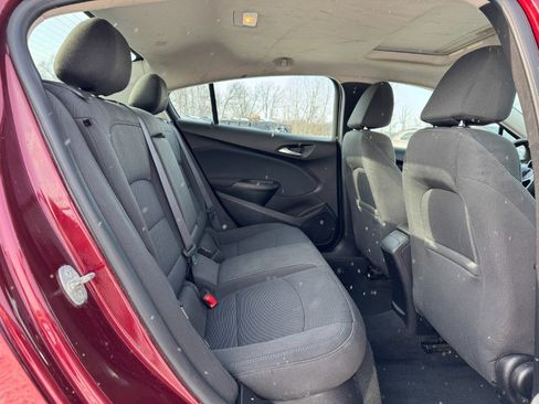 Used 2016 Chevrolet Cruze LT image 17