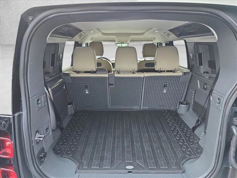 Certified 2022 Land Rover Defender 110 S image 12