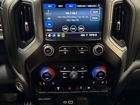 Used 2022 Chevrolet Silverado 2500 LT w/ Convenience Package image 17