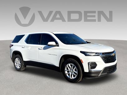 Used 2023 Chevrolet Traverse LS w/ Safety Package