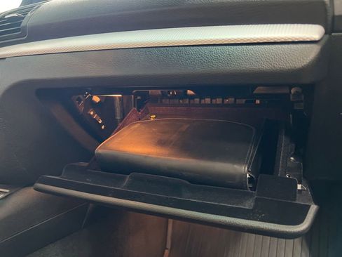 Used 2013 BMW 135i Convertible image 98