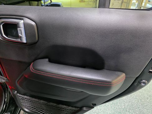 Used 2020 Jeep Gladiator Rubicon image 27