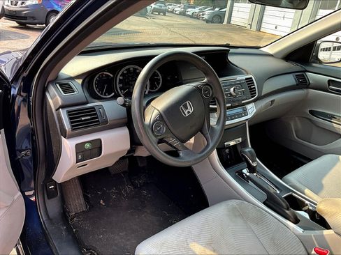 Used 2014 Honda Accord LX image 4