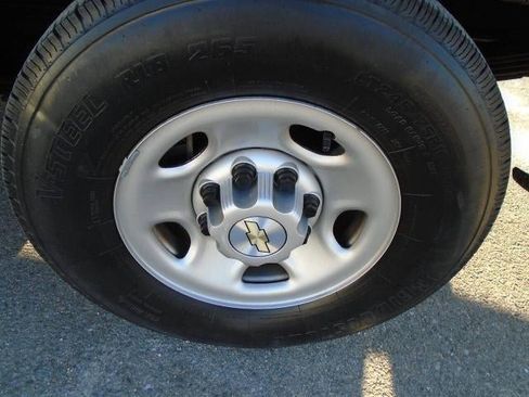 Certified 2023 Chevrolet Express 3500 LS image 24