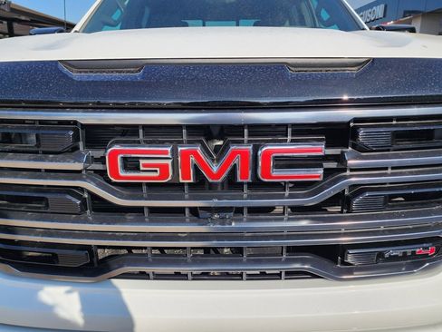 New 2026 GMC Sierra 1500 AT4 w/ AT4 Premium Package image 10