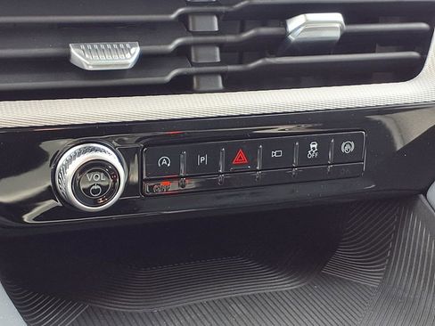 New 2026 Ford Explorer Active image 9