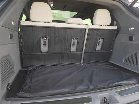 New 2026 Cadillac Escalade IQ Luxury 1 w/ LPO, Floor Liner Package image 10