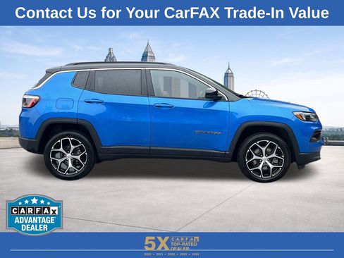 Used 2024 Jeep Compass Limited image 29