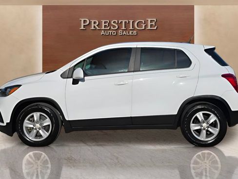 Used 2014 Chevrolet Traverse LS FWD image 4