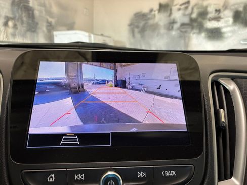 Used 2024 Chevrolet Malibu LT image 24