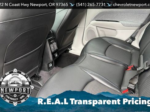 Used 2023 Jeep Compass Latitude AWD/4WD image 12
