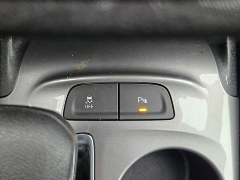 Certified 2025 Chevrolet Malibu LS image 24