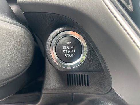 Used 2024 Subaru Crosstrek 2.0i Premium image 58