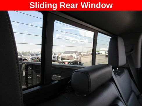 Certified 2022 GMC Sierra 1500 SLT w/ SLT Premium Package AWD/4WD image 25