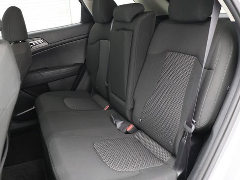 Used 2023 Kia Sportage LX image 12