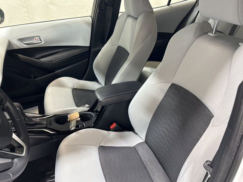 Used 2024 Toyota Corolla SE image 23