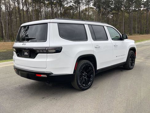 New 2026 Jeep Grand Wagoneer Limited image 7