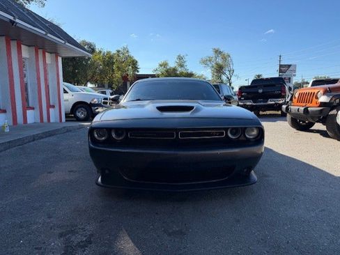 Used 2020 Dodge Challenger R/T image 2