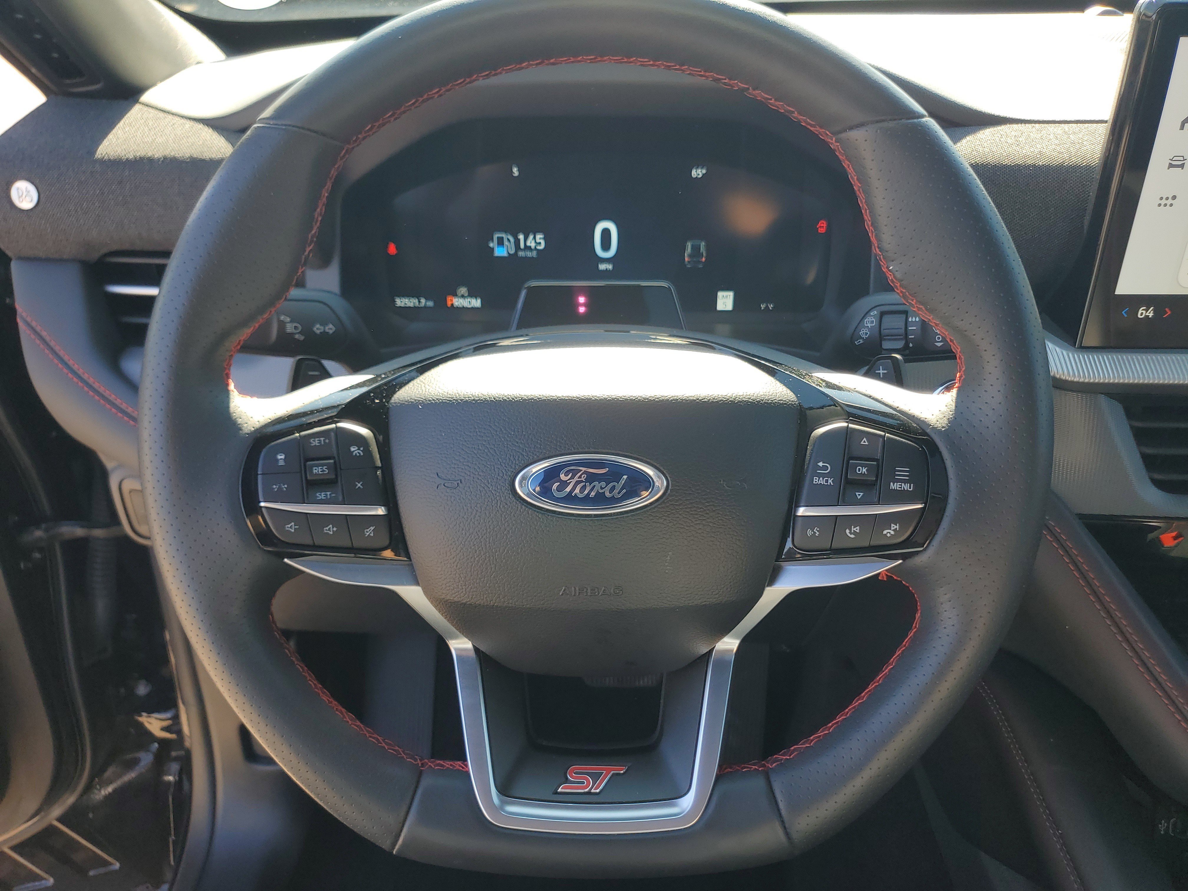 Used 2025 Ford Explorer ST AWD/4WD image 14