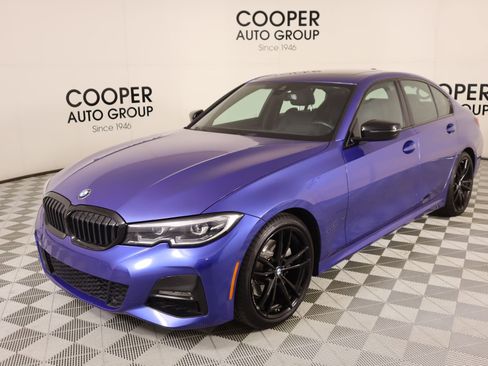Used 2021 BMW 330i xDrive Sedan w/ M Sport Package image 11