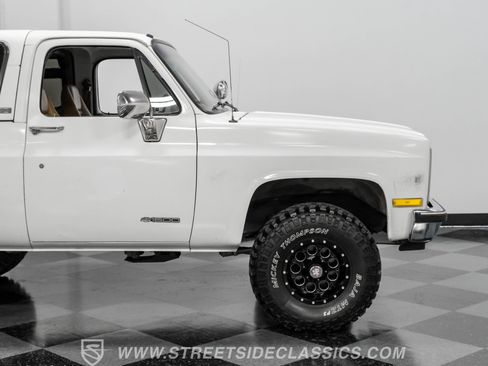 Used 1990 Chevrolet Blazer 4WD image 29
