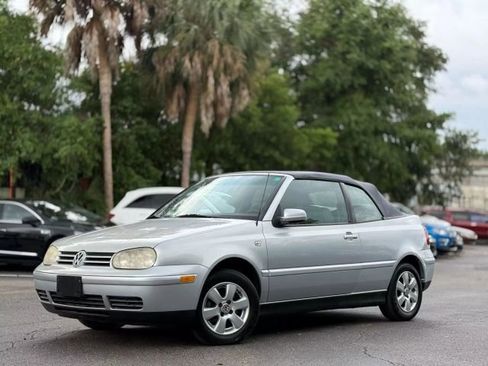 Used 2002 Volkswagen Cabrio GLX image 1