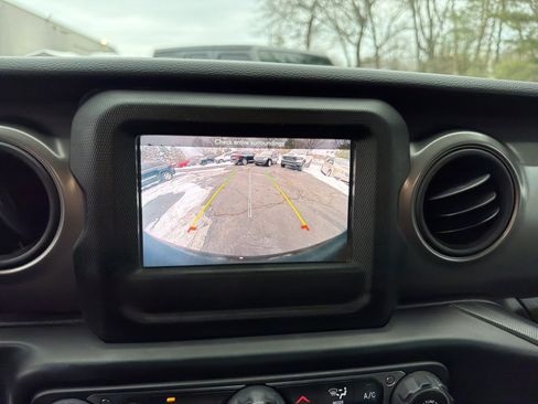 Certified 2021 Jeep Wrangler Sport S image 25