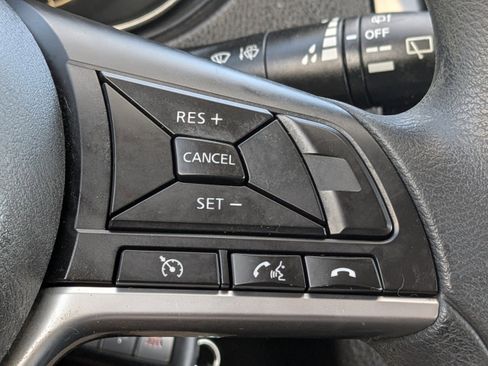 Used 2017 Nissan Rogue S w/ Appearance Package image 30