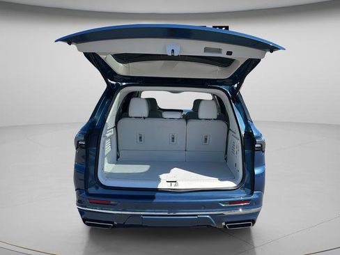 New 2026 Buick Enclave Avenir image 13